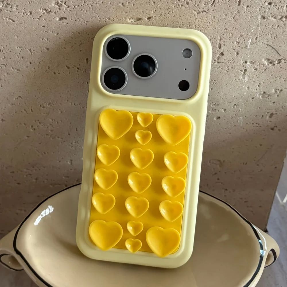 It Girl Heart Suction iPhone Case